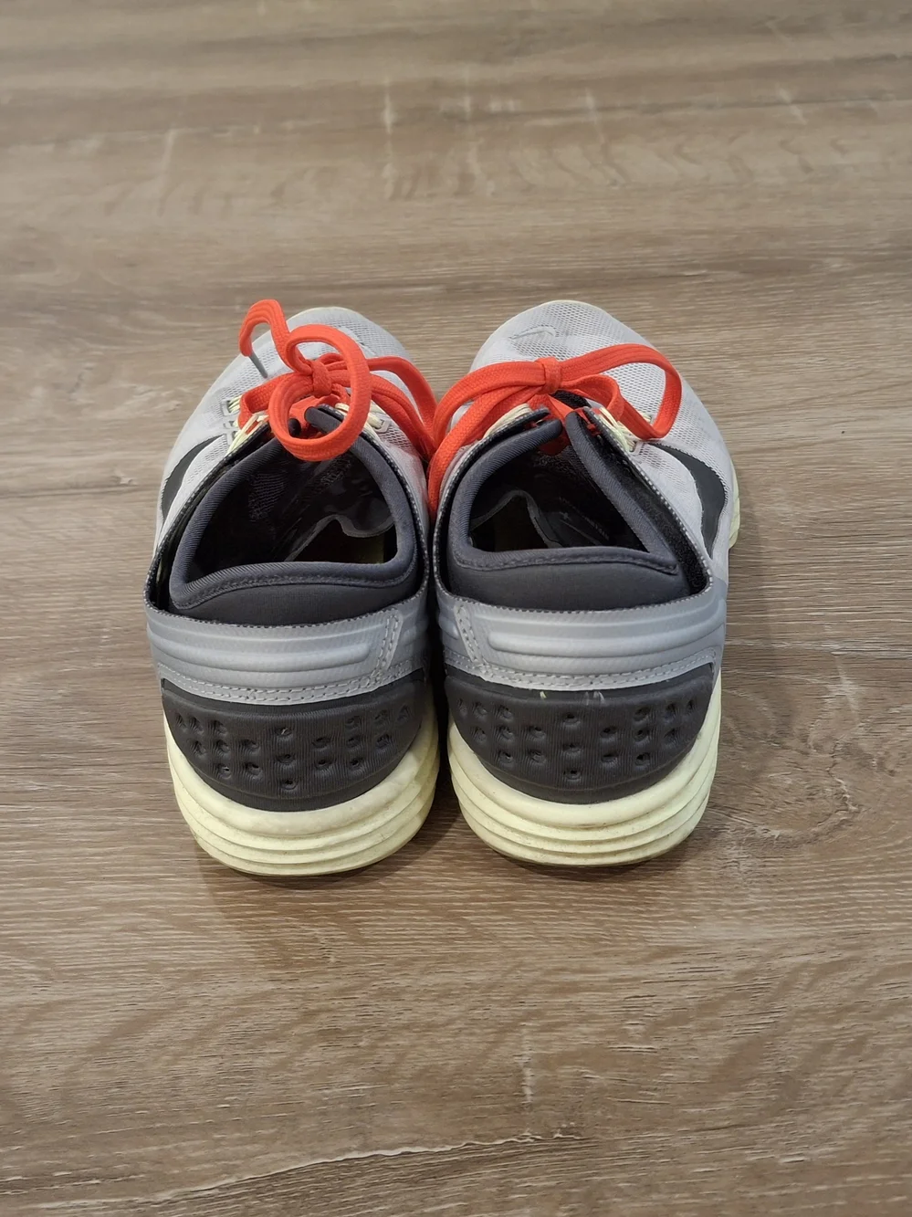Nike Lunarlon Hyperworkout TR Grey Bright Crimson Women's Size 7